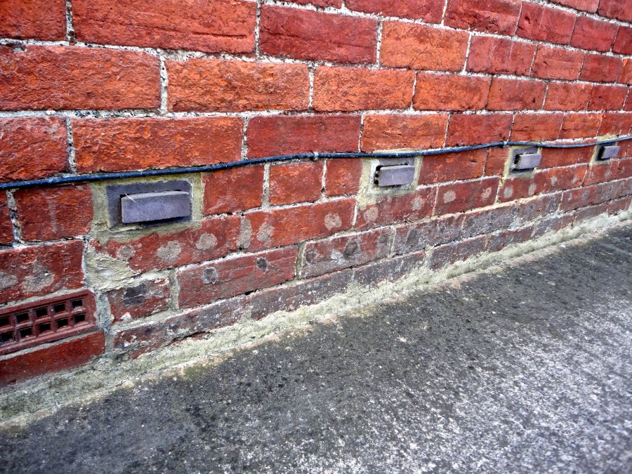 holland damp proofing, damp proof course