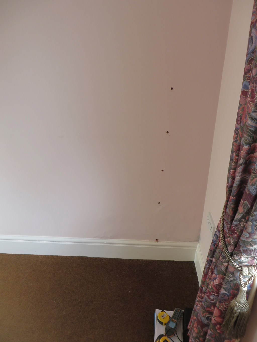 It’s not active rising damp its hygroscopic salts, that nearly cost 10k to&nbsp;fix